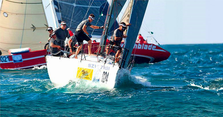 本届比赛14个组别的冠军一一决出，其中，澳大利亚队在第26届泰王杯帆船中大获全胜，共赢得四个冠军头衔。而日本队则紧跟其后 ，获得比赛三个奖项的胜利。