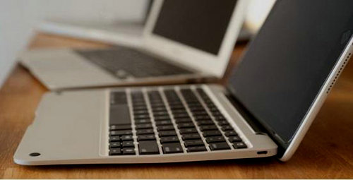 苹果iPad系列，拥有着众多的第三方外接键盘、键盘盖配件，而在其中，ClamCase Pro算是最接近苹果官方风格的产品了。